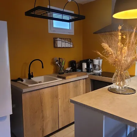 Le Randonneur Vic-sur-Cère